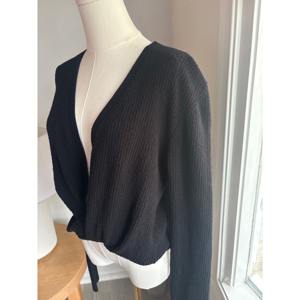 Jacquemos Le Gilet Noue Top Size 8 Black Twist Knot Front - Picture 3 of 11